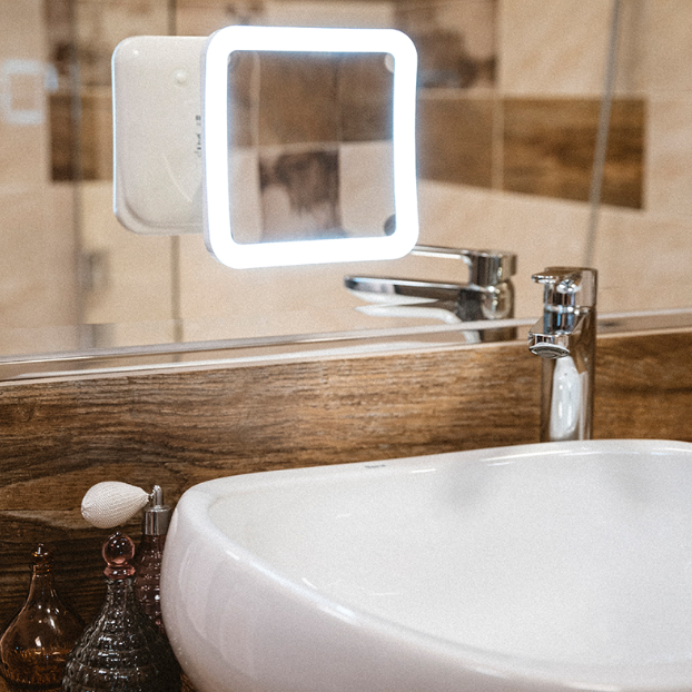 OGLINDA COSMETICA CU LED CR 2169 CAMRY